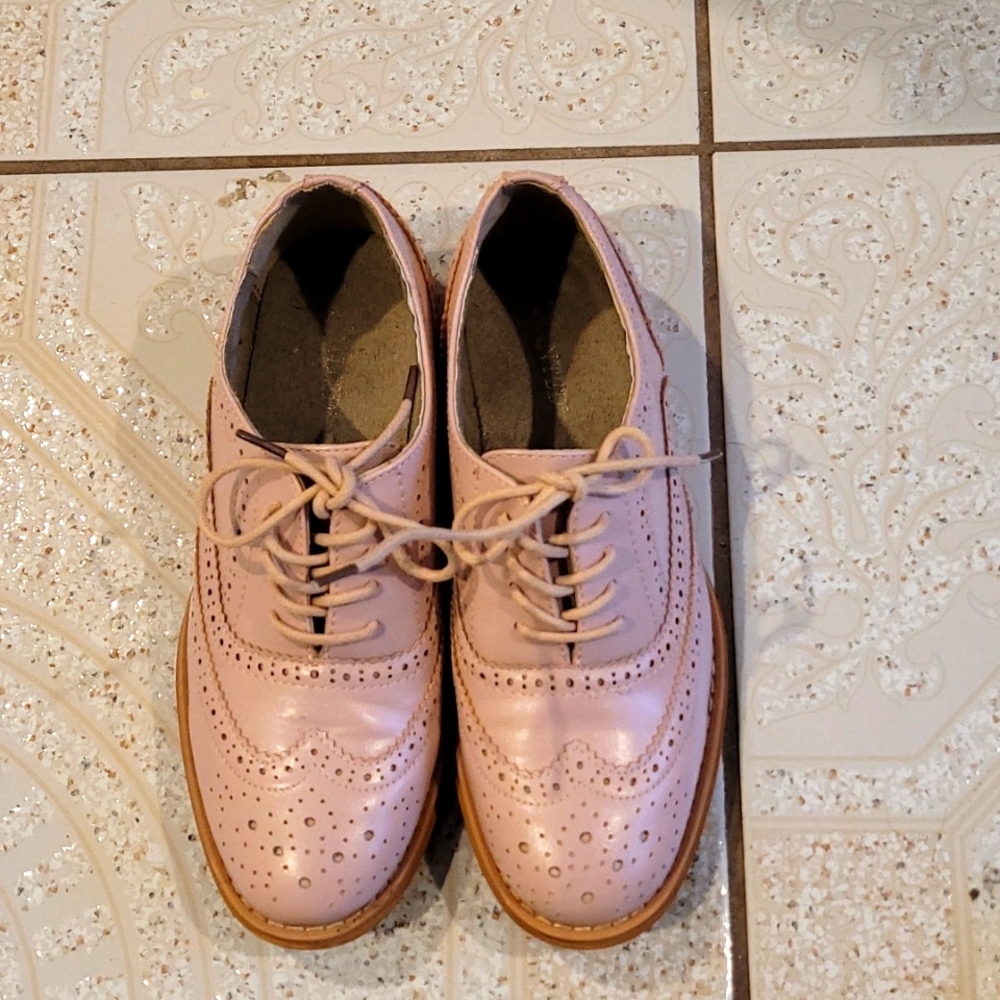 Shoes Brand Wanted